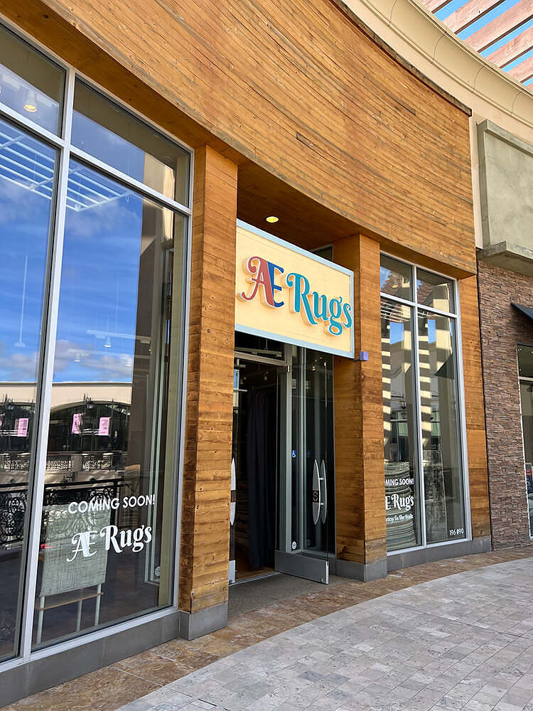 Area Rugs Showroom in Westlake Village, Near Thousand Oaks